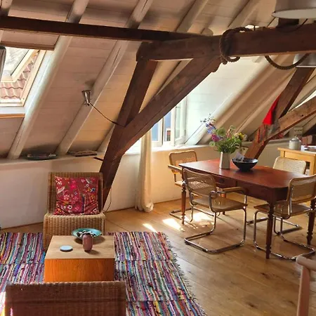 Luxe In Het Oude Centrum Apartment